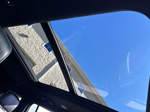 Used 2024 Jeep Grand Cherokee L Overland w/ Rear Seat Video Group I image 17