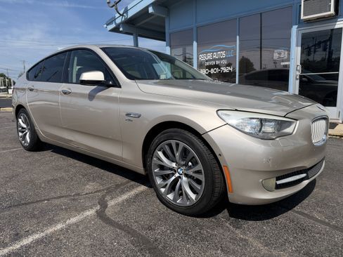 Used 2012 BMW 550i Gran Turismo xDrive w/ Driver Assistance Pkg AWD/4WD image 7