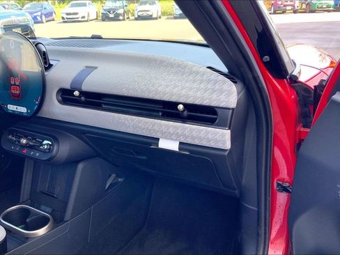 Certified 2025 MINI Cooper S FWD image 16