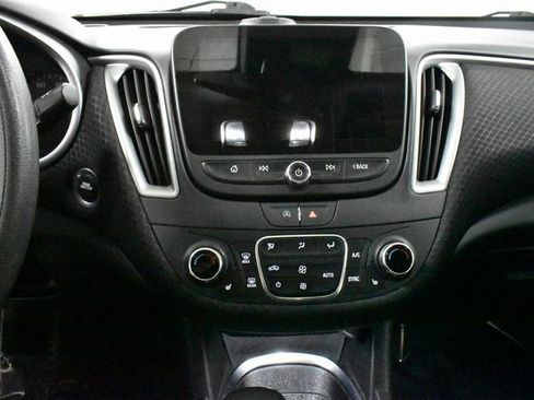 Certified 2024 Chevrolet Malibu LT image 21