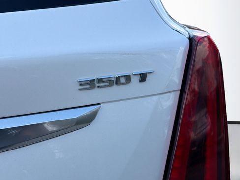 Used 2023 Cadillac XT5 Premium Luxury image 11