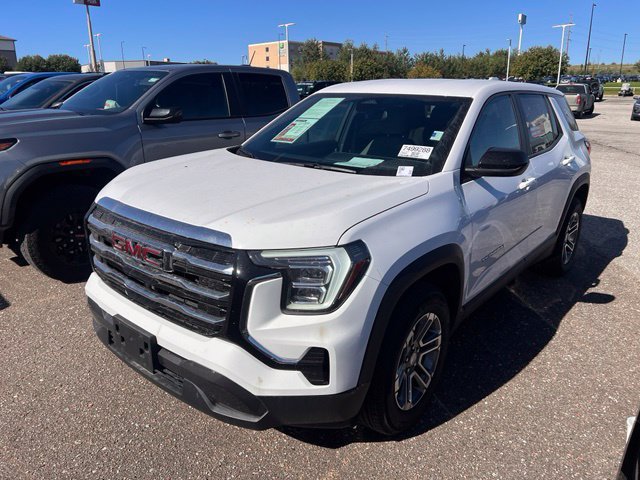 Used 2026 GMC Terrain Elevation AWD/4WD image 3
