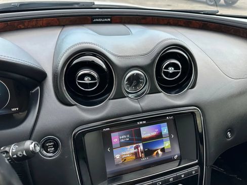 Used 2016 Jaguar XJ L Portfolio RWD image 31