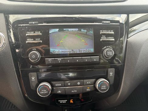 Used 2017 Nissan Rogue Sport SV w/ SV All-Weather Package image 47