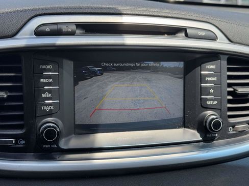 Used 2019 Kia Sorento AWD w/ LX Convenience Package image 26