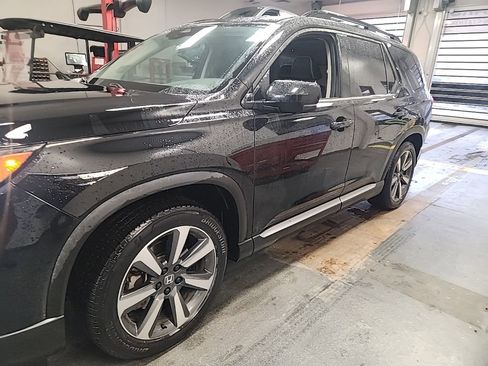 Used 2023 Honda Pilot Elite image 2