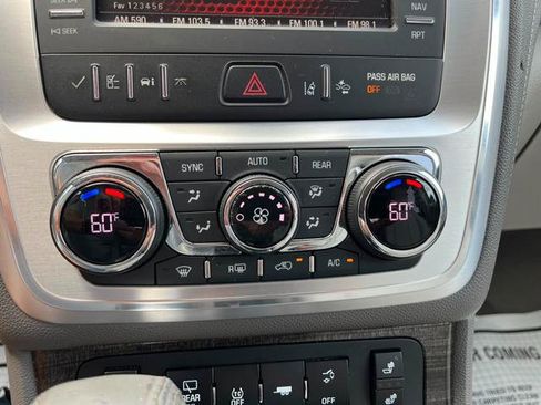 Used 2014 GMC Acadia SLT FWD image 32