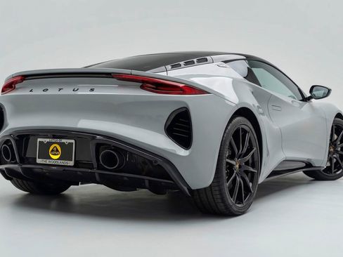 New 2025 Lotus Emira image 3