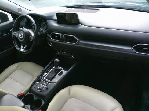Used 2018 MAZDA CX-5 Touring image 18