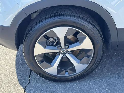 Certified 2023 Volvo XC40 B5 Ultimate w/ Climate Package AWD/4WD image 7