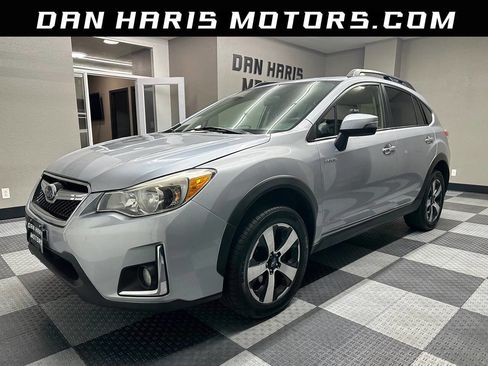 Used 2016 Subaru Crosstrek Touring image 1