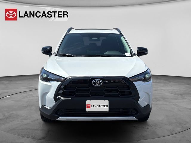 New 2026 Toyota Corolla Cross LE w/ Moonroof Package FWD image 2