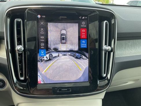 New 2026 Volvo XC40 B5 Ultra w/ Protection Package Premier AWD/4WD image 25