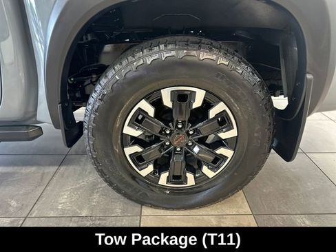 Used 2024 Nissan Frontier PRO-4X w/ Pro Convenience Package AWD/4WD image 7