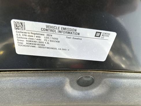 Used 2024 Buick Encore GX Avenir w/ Avenir Convenience Package image 34