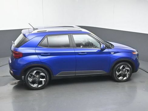 Used 2023 Hyundai Venue SEL FWD image 46