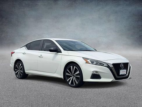 Used 2021 Nissan Altima 2.5 SR AWD/4WD image 1
