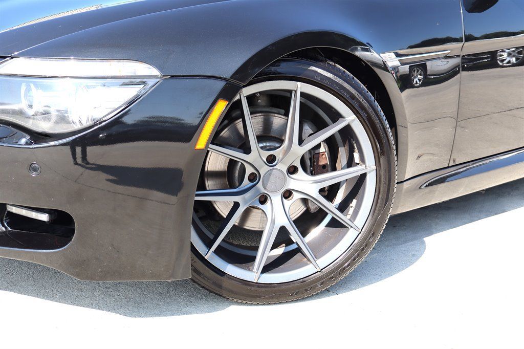 Used 2010 BMW 650i Convertible RWD image 19