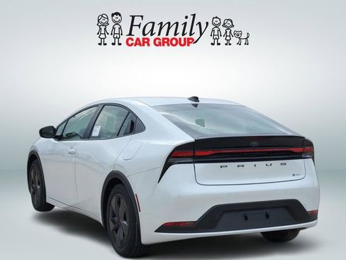 New 2026 Toyota Prius LE image 3