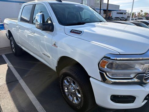 Used 2024 RAM 2500 Laramie AWD/4WD image 3