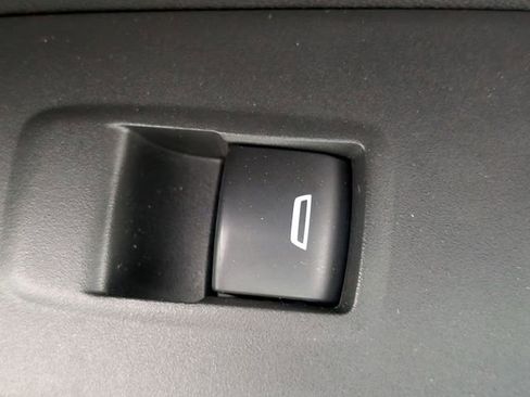 Certified 2024 Chevrolet Trax LS w/ LS Convenience Package FWD image 31