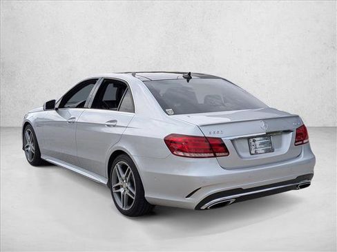 Used 2014 Mercedes-Benz E 550 4MATIC Sedan image 7