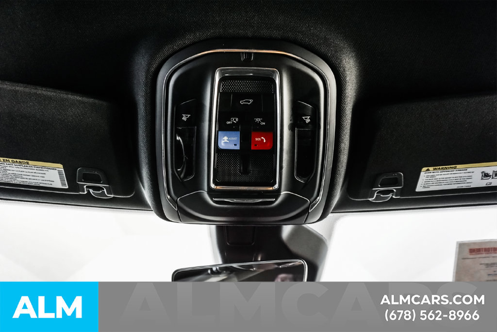 Used 2025 Jeep Grand Cherokee Altitude AWD/4WD image 60