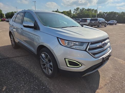 Used 2016 Ford Edge Titanium w/ Technology Package AWD/4WD image 6