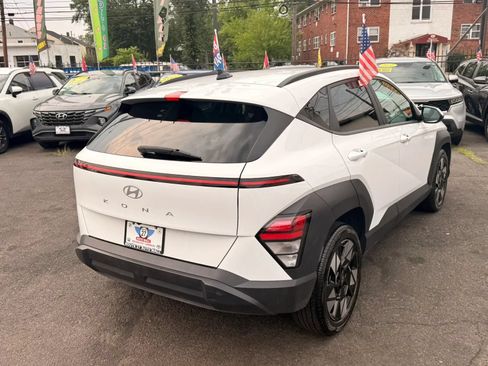 Used 2024 Hyundai Kona SEL FWD image 7