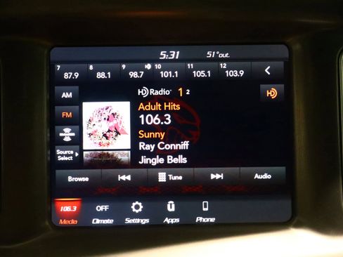 Used 2023 Dodge Charger SXT image 28