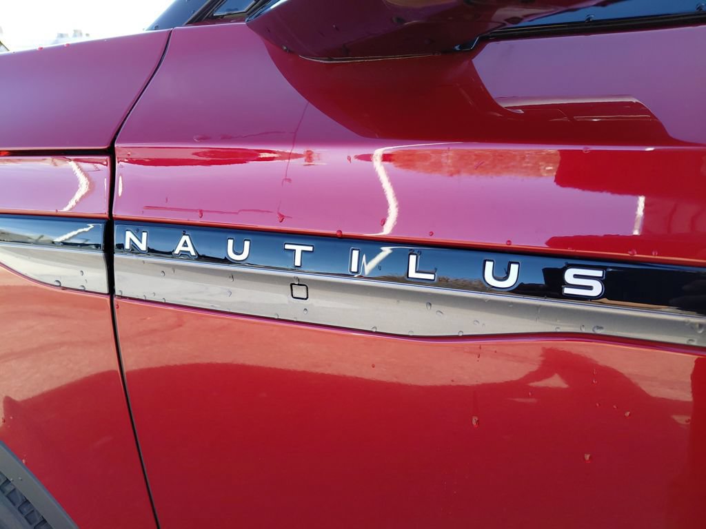 New 2026 Lincoln Nautilus Premier w/ Equipment Group 102A AWD/4WD image 5