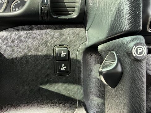 Used 2006 Honda CR-V EX image 17