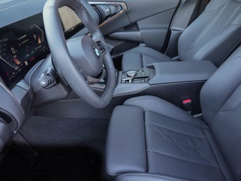 Certified 2025 BMW X3 xDrive30i w/ Premium Package image 9