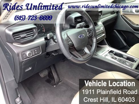 Used 2020 Ford Explorer XLT image 16