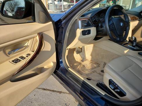 Used 2016 BMW 320i xDrive Sedan image 10