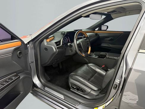 Used 2019 Lexus ES 350 w/ Accessory Package 2 FWD image 9