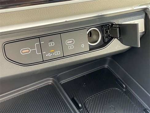 New 2026 Kia Carnival SX image 40