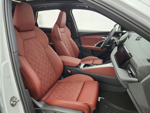 New 2026 Audi SQ5 Premium Plus AWD/4WD image 14