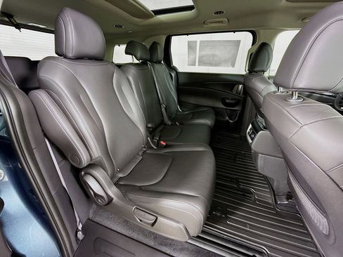 New 2026 Kia Carnival SX image 36