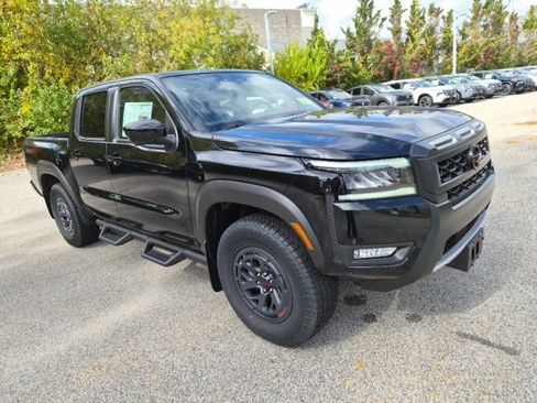 New 2026 Nissan Frontier PRO-4X w/ Pro-4x Convenience Package image 4