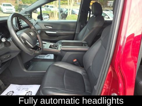 Used 2023 Toyota Sienna XSE w/ XSE Plus Package FWD image 19