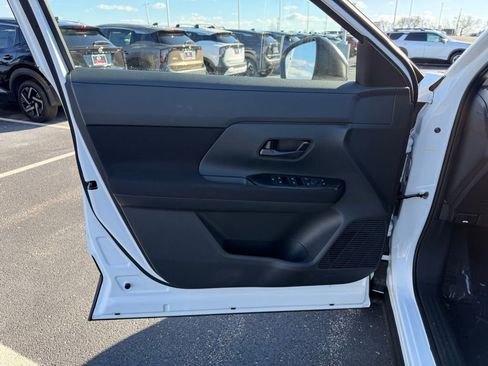 New 2026 Nissan Kicks S image 12