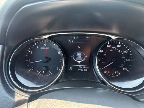 Used 2016 Nissan Rogue SL w/ SL Premium Package AWD/4WD image 19