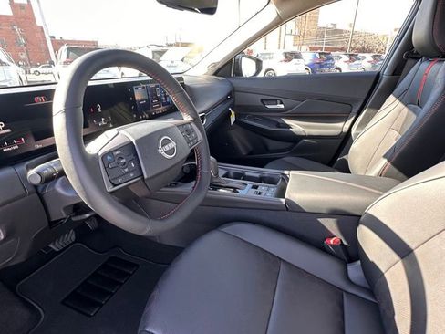 New 2026 Nissan Sentra SR w/ SR Premium Package image 24