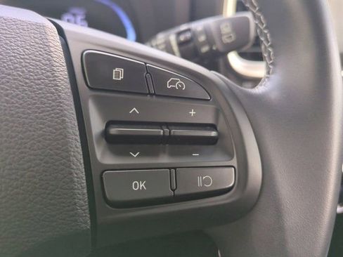 Used 2024 Hyundai Venue SEL FWD image 24