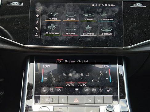 Used 2022 Audi Q8 Premium Plus AWD/4WD image 11
