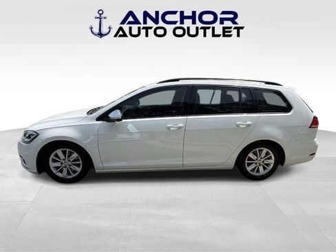 Used 2019 Volkswagen Golf S FWD image 5