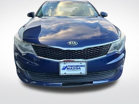 Used 2017 Kia Optima LX image 8