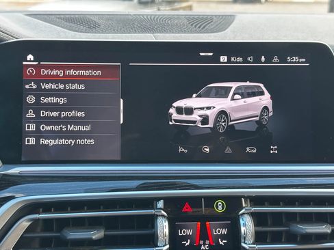 Used 2020 BMW X7 M50i w/ Executive Package image 44