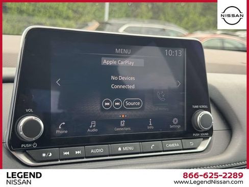Used 2023 Nissan Rogue S AWD/4WD image 27